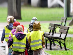 Pieci faktori, kas negatīvi ietekmē bērnu iespējas nākotnē